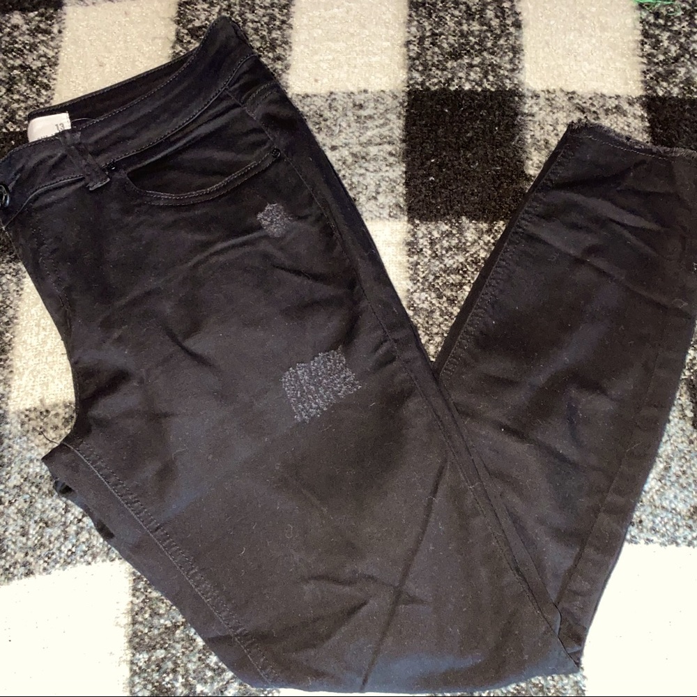 RSQ Baja Ankle lightly distressed jeans
